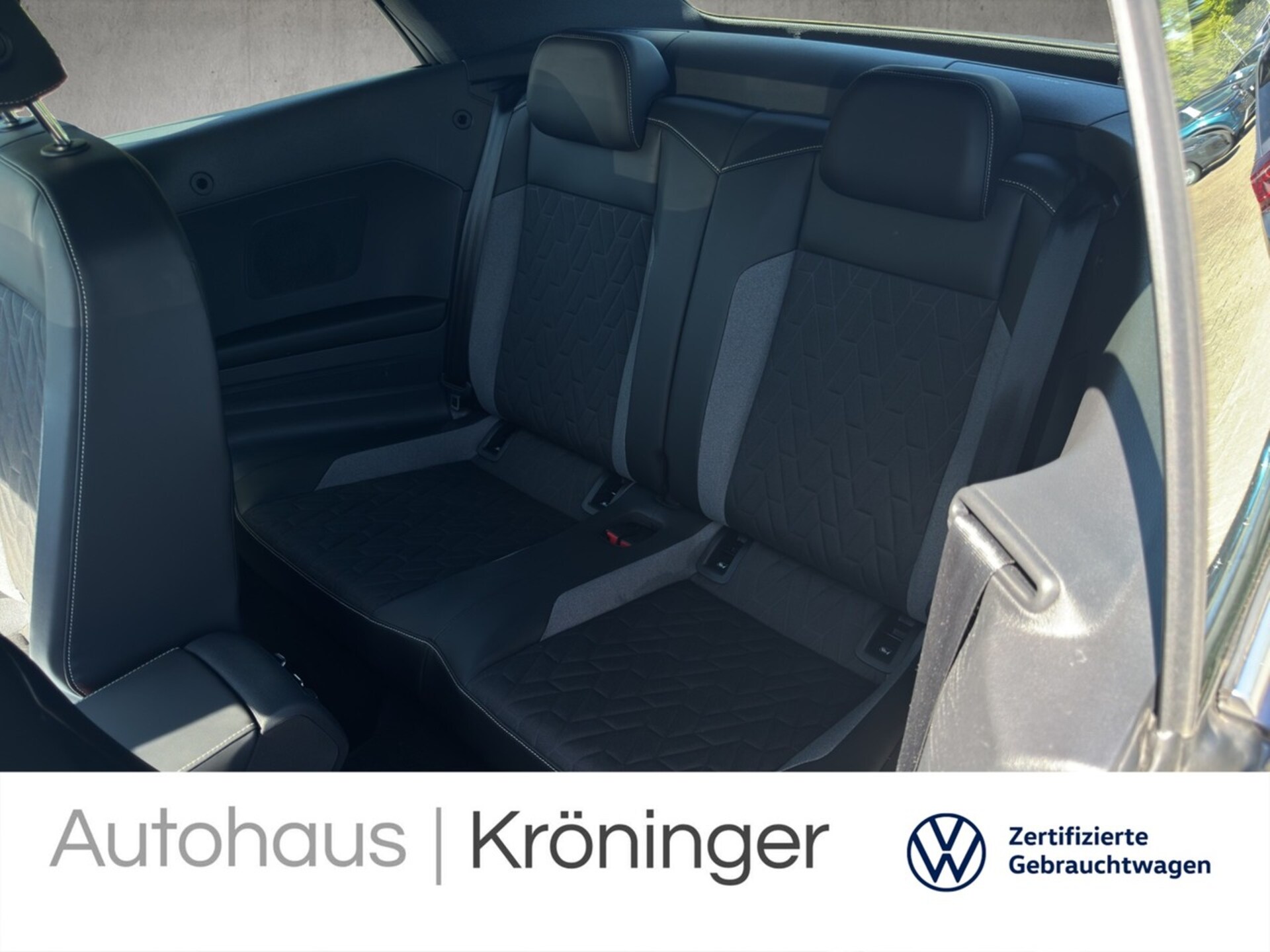 Volkswagen T-Roc Cabriolet Style