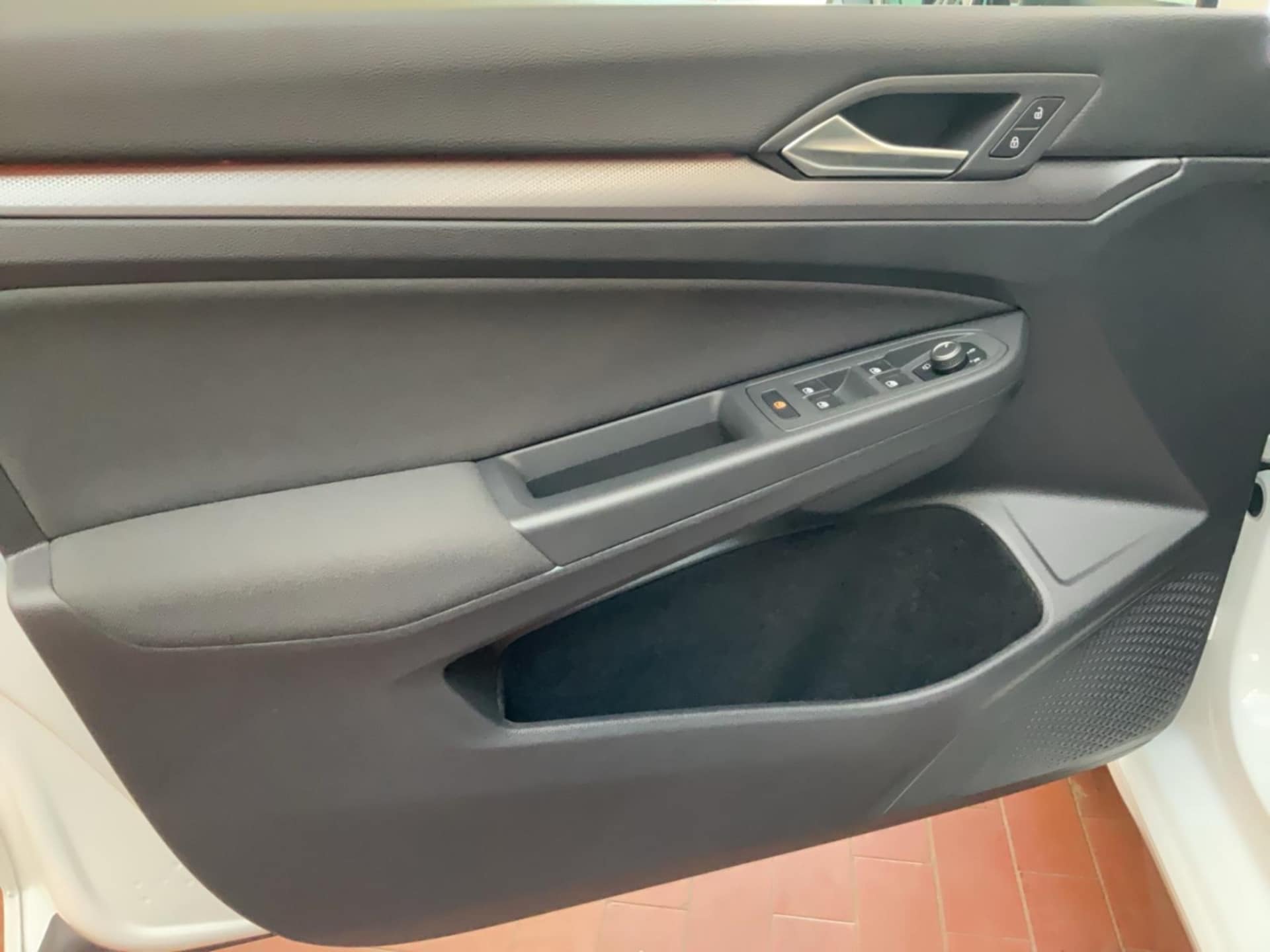 Volkswagen Golf Active