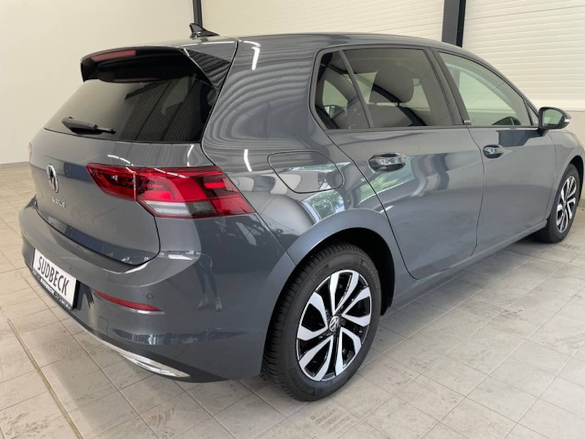 Volkswagen Golf Active