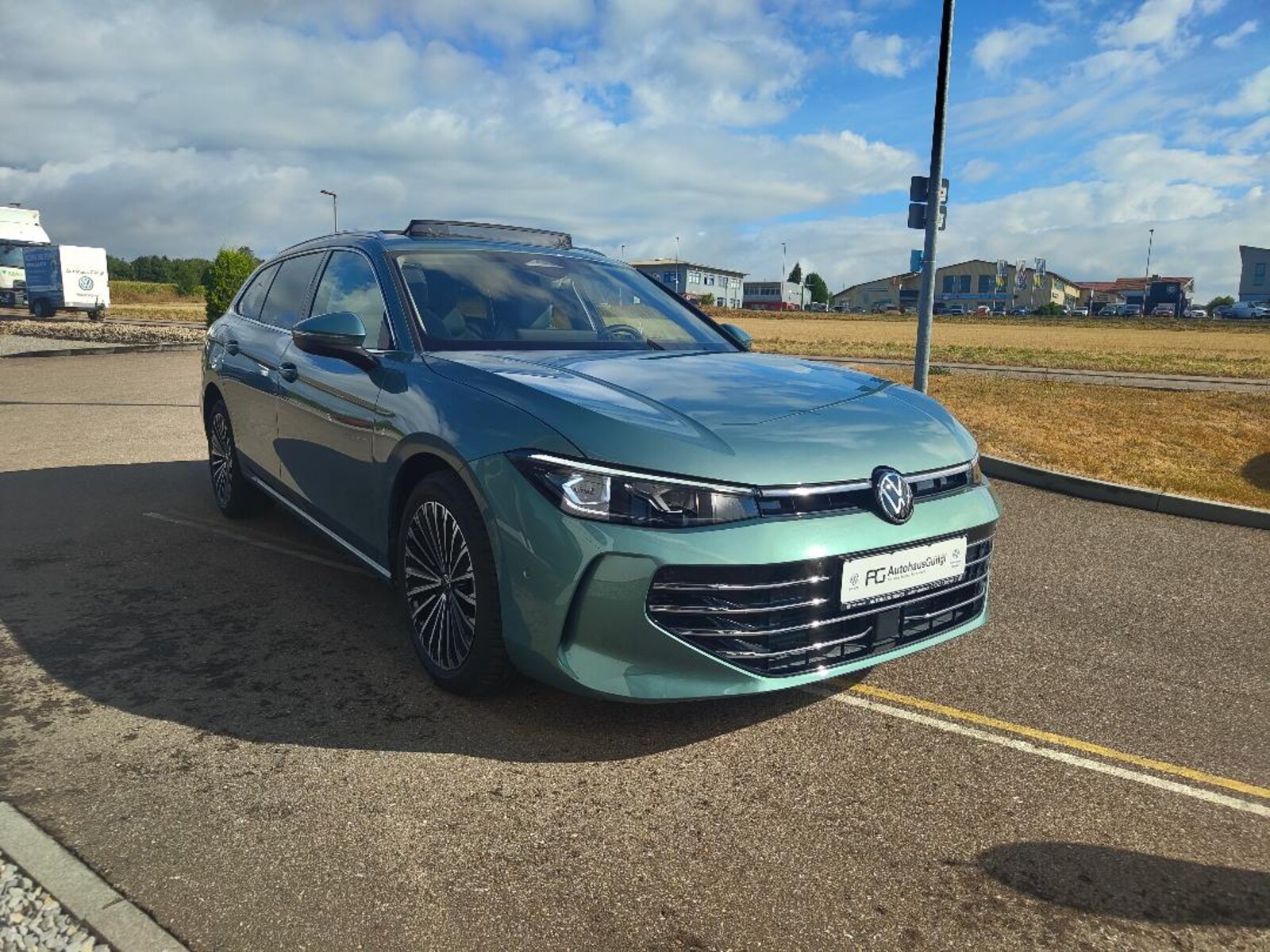 Volkswagen Passat – Bild 3