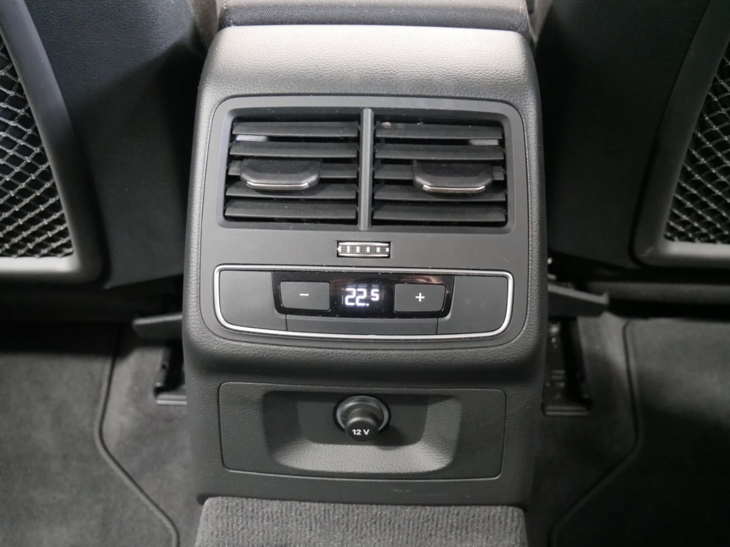 Bild über Audi A4 Avant 40 TDI quattro S tronic - für weitere Informationen kontaktieren Sie den Audi Partner