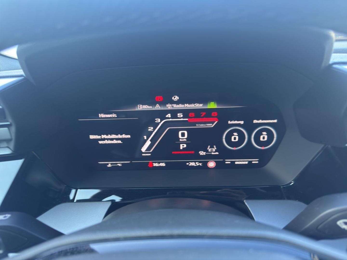 Bild über Audi RS 3 Sportback TFSI quattro 294 kW S tronic - für weitere Informationen kontaktieren Sie den Audi Partner