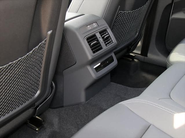 2025 AUDI Q5 - Image 15