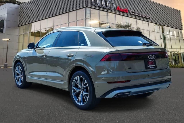 2026 Audi Q8