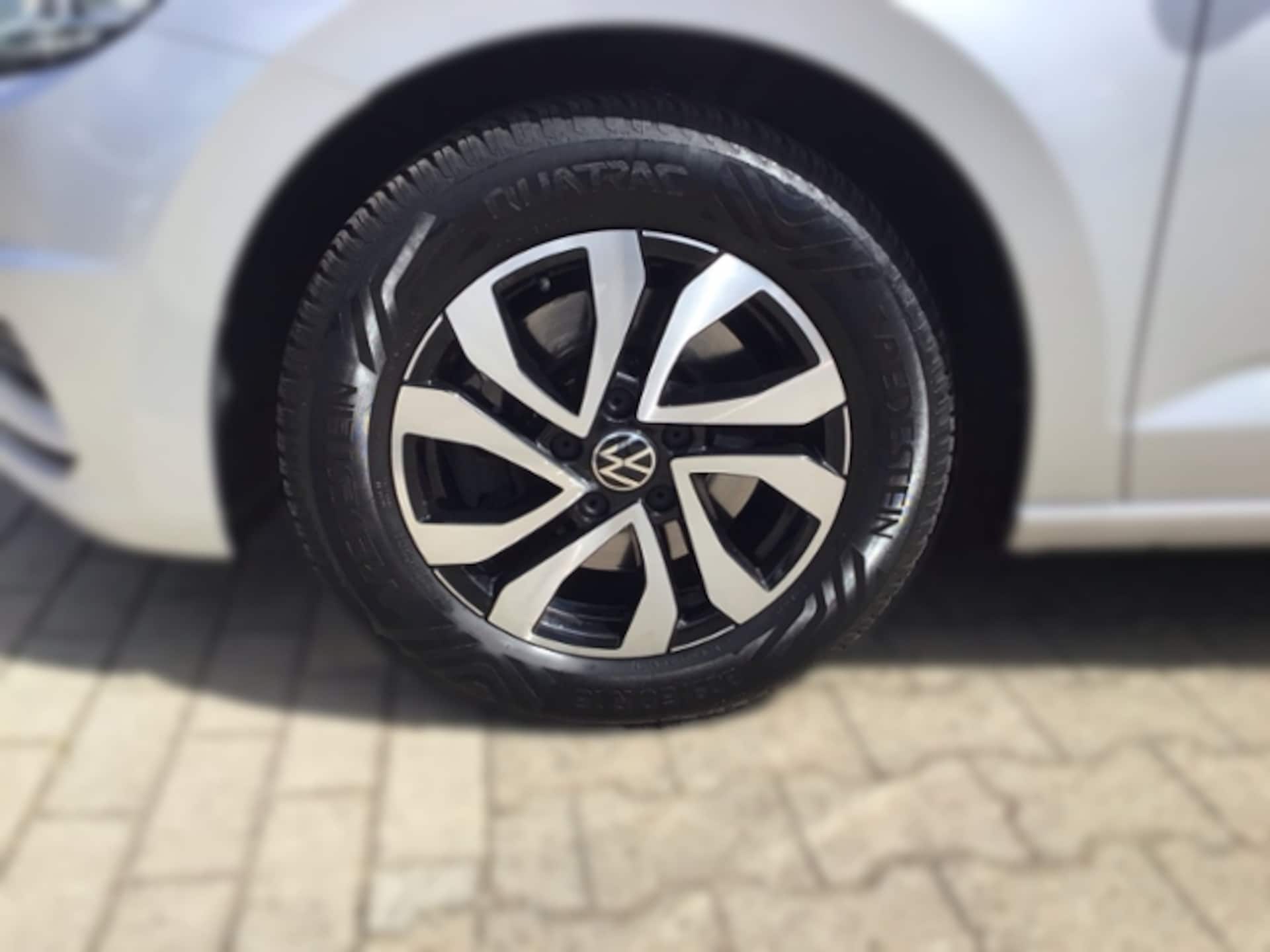 Volkswagen Touran Active