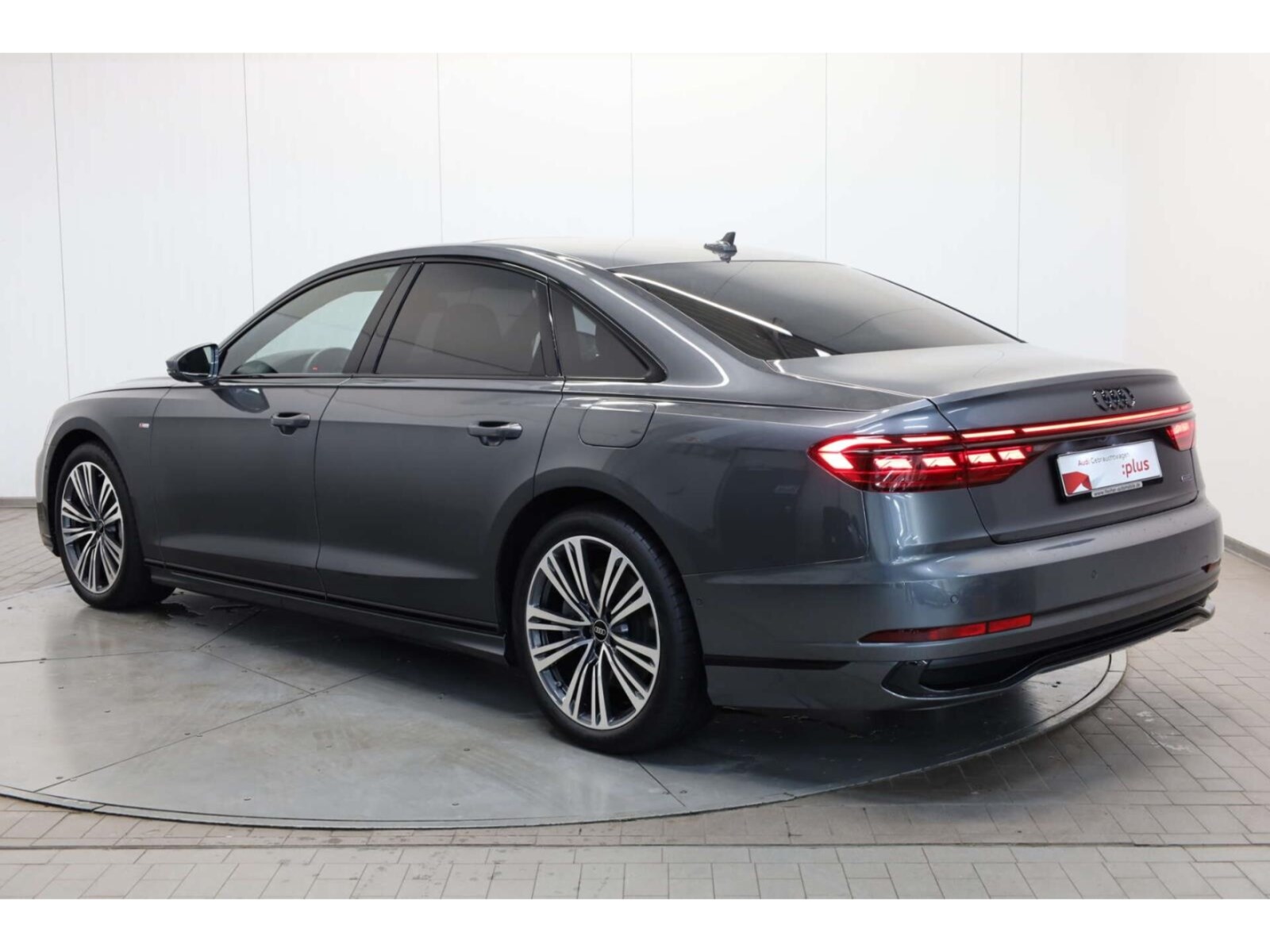 Audi A8 – Bild 4