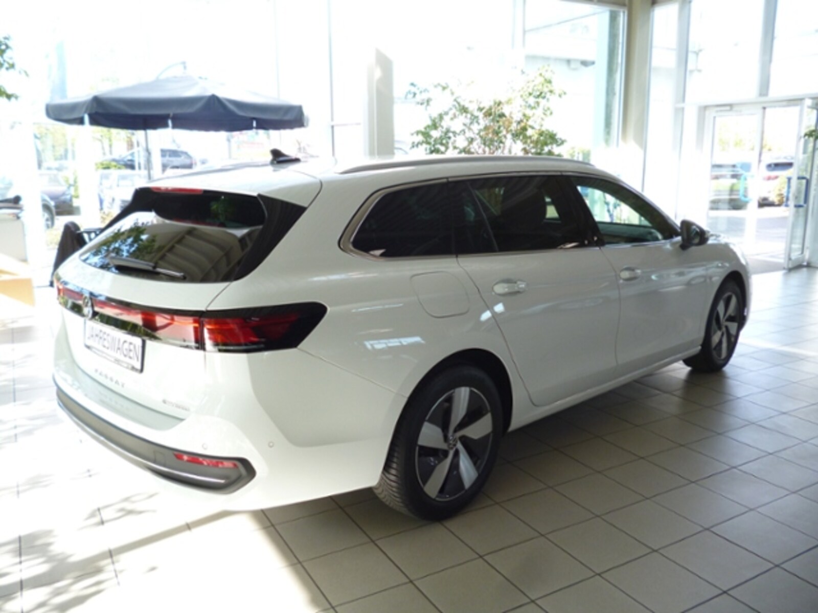 Volkswagen Passat – Bild 5