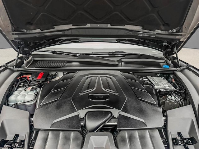 2024 Porsche Cayenne