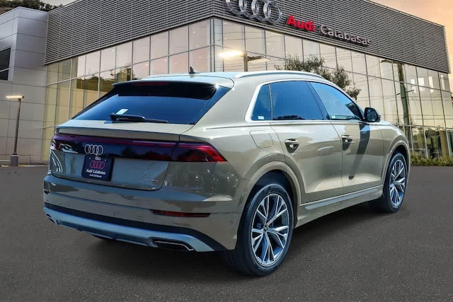 2026 Audi Q8