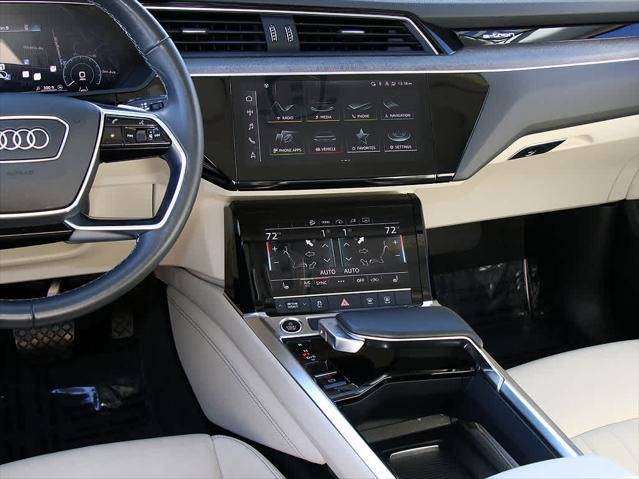 2022 AUDI E-TRON - Image 12