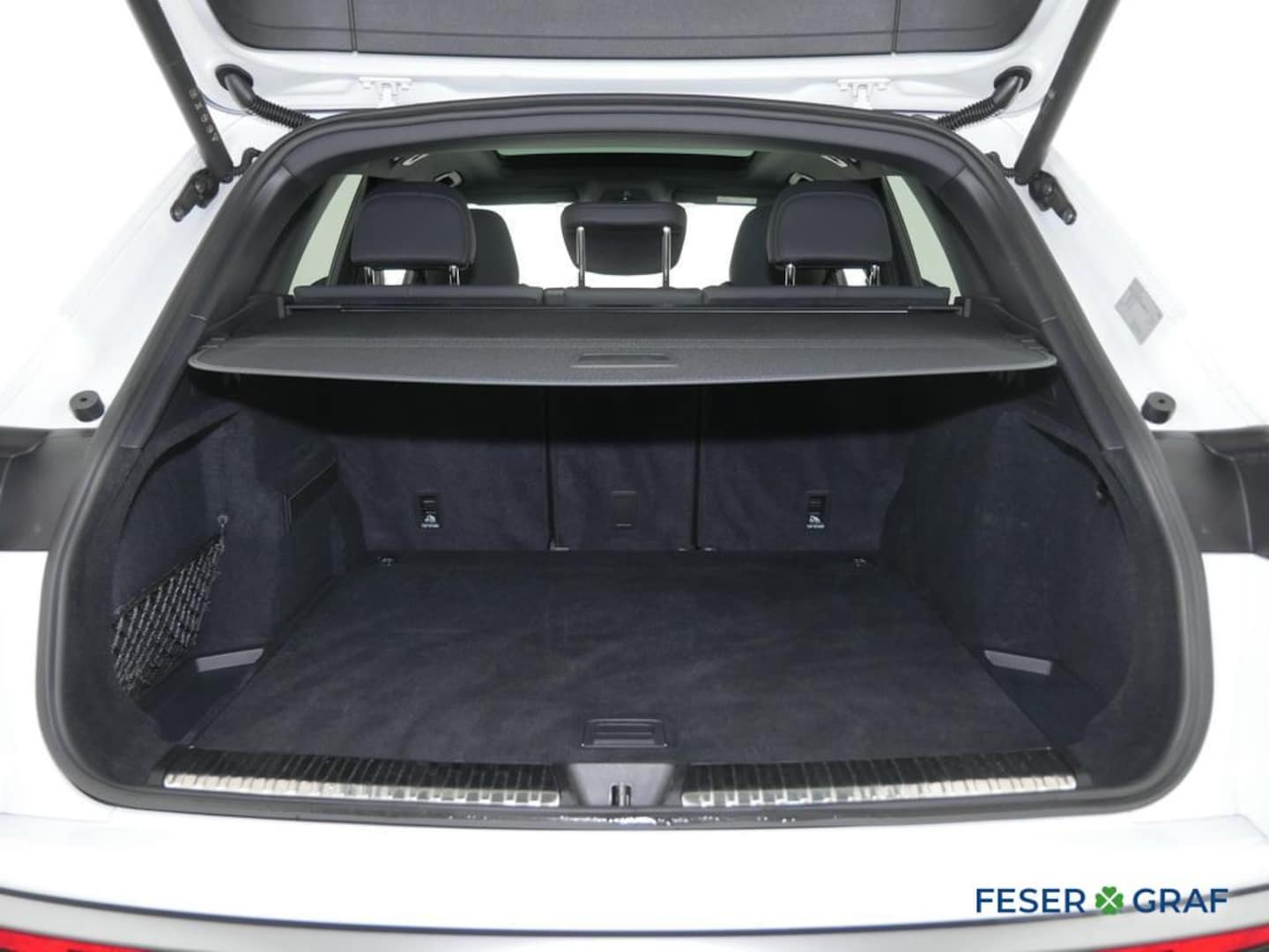 Bild über Audi Q5 SUV TDI quattro 150 kW S tronic - für weitere Informationen kontaktieren Sie den Audi Partner