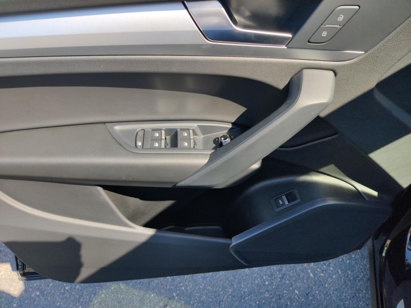 Bild über Audi Q5 40 TDI quattro S tronic - für weitere Informationen kontaktieren Sie den Audi Partner