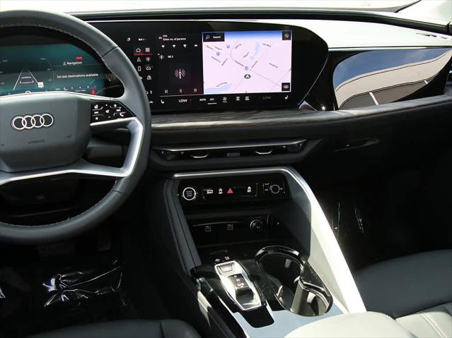 2025 AUDI Q5 - Image 17