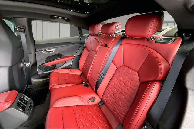 2026 Audi S e-tron GT Premium Plus - Photo 10