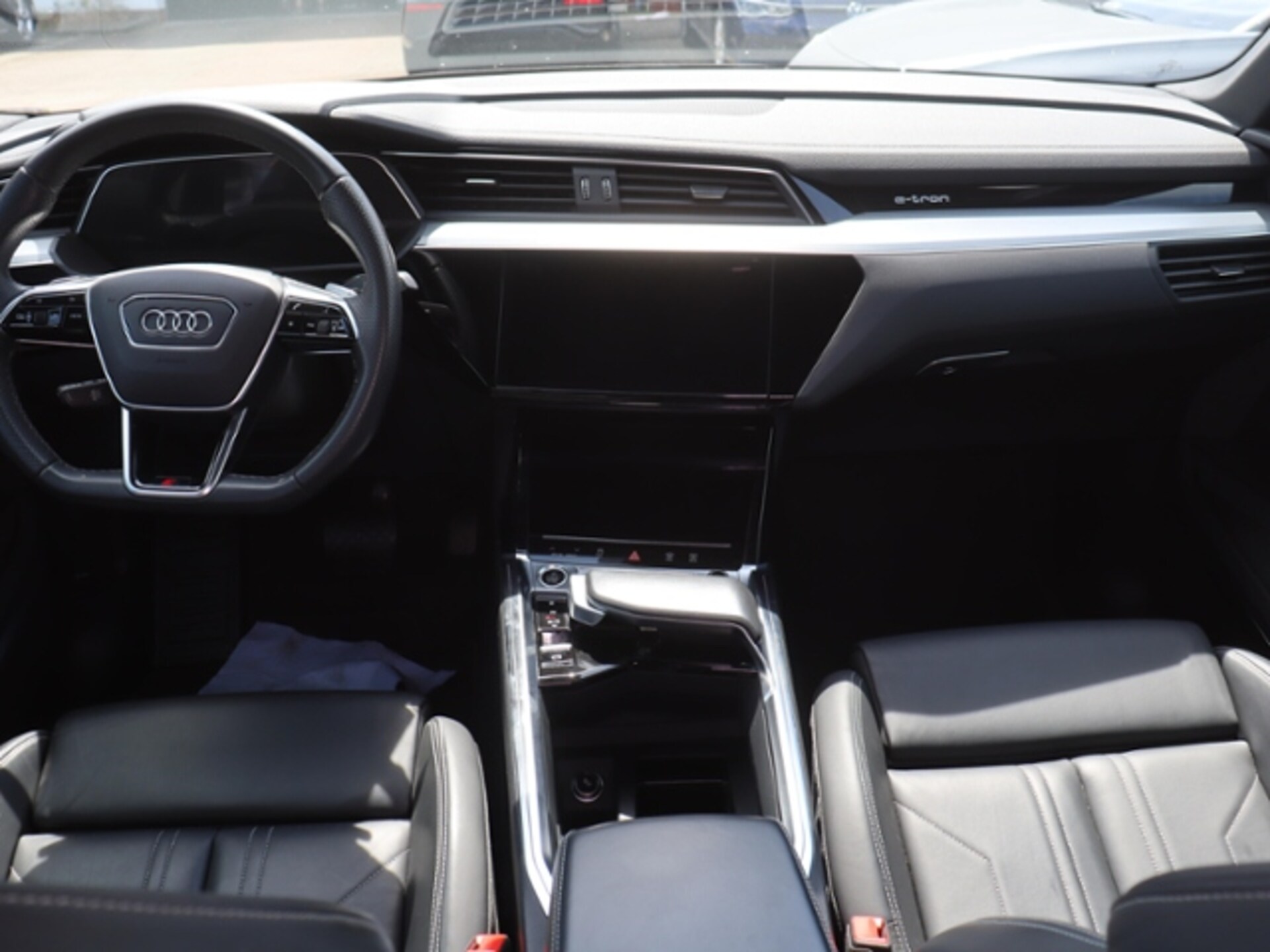 Audi e-tron Sportback S line