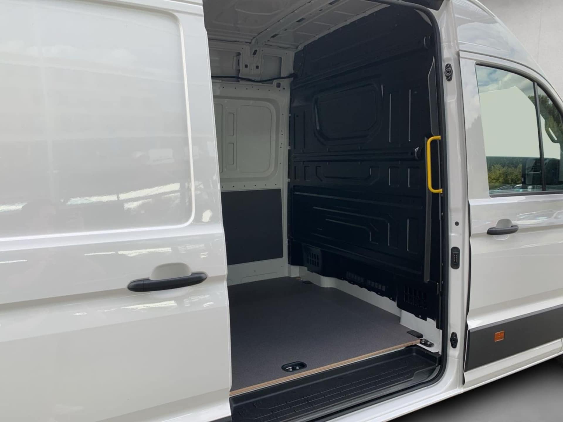 Volkswagen Crafter Kasten mittlerer Radstand