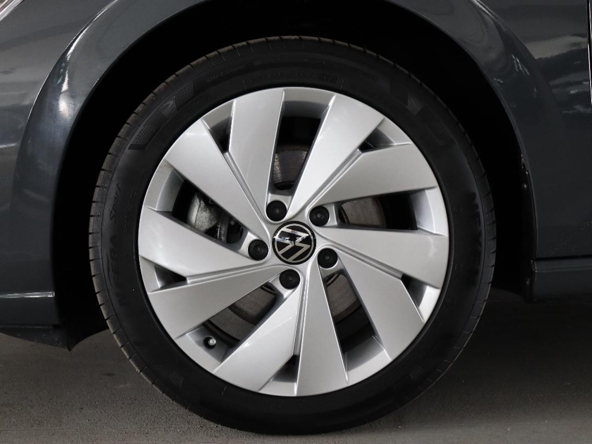 Volkswagen Golf Variant Life