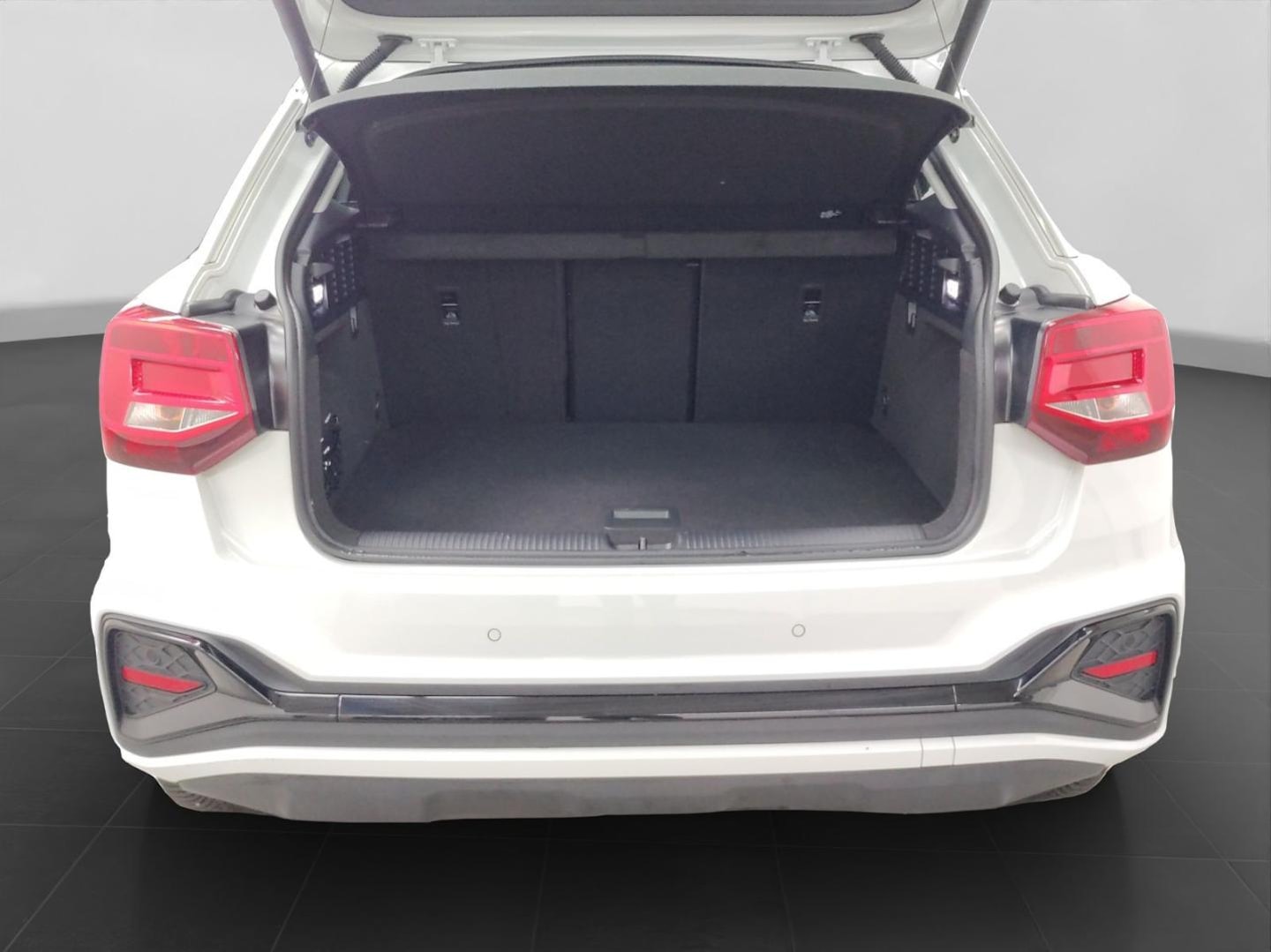 Bild über Audi Q2 S line 40 TFSI quattro S tronic - für weitere Informationen kontaktieren Sie den Audi Partner