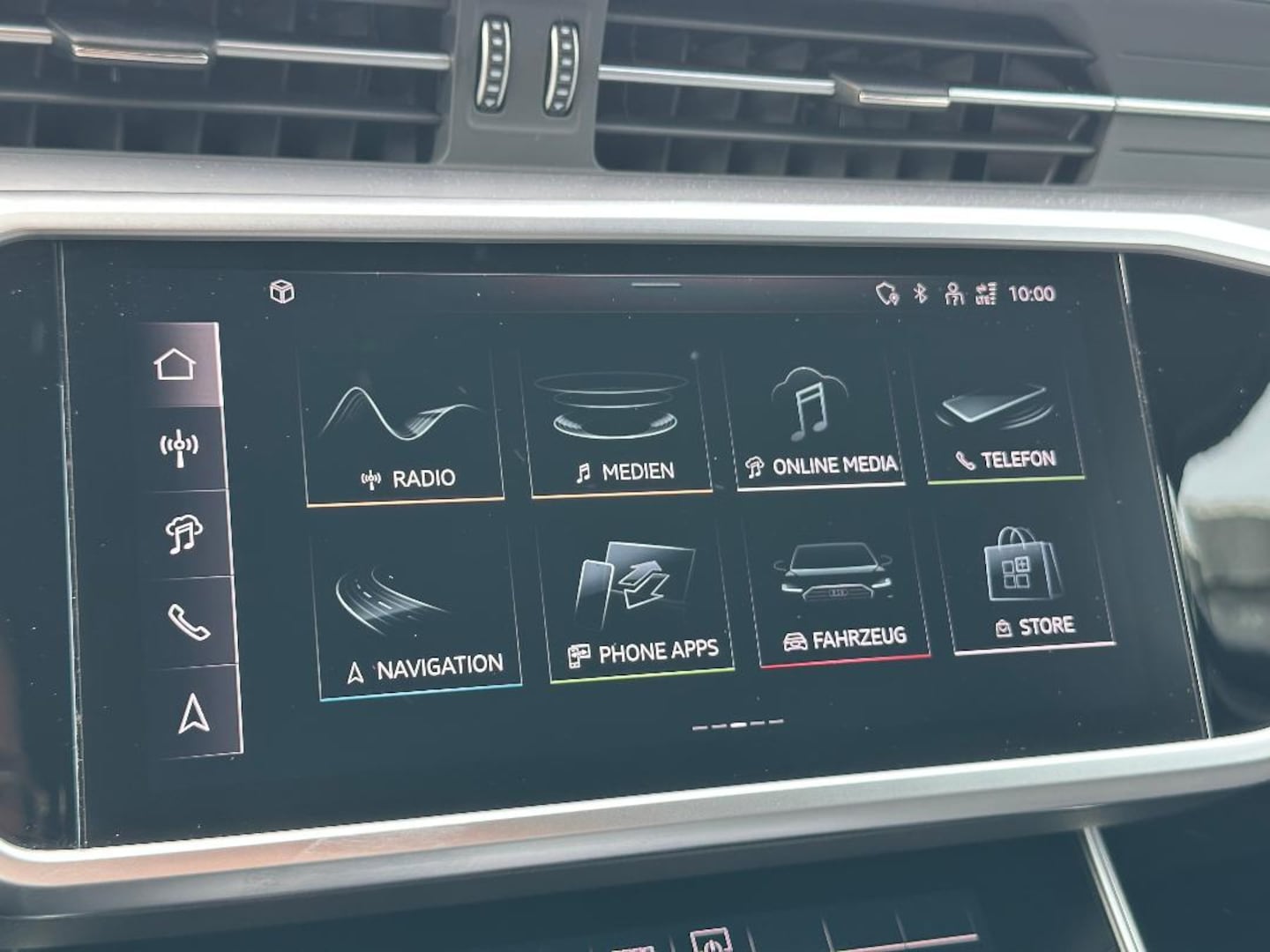 Bild über Audi A6 Avant S line 40 TDI quattro S tronic - für weitere Informationen kontaktieren Sie den Audi Partner
