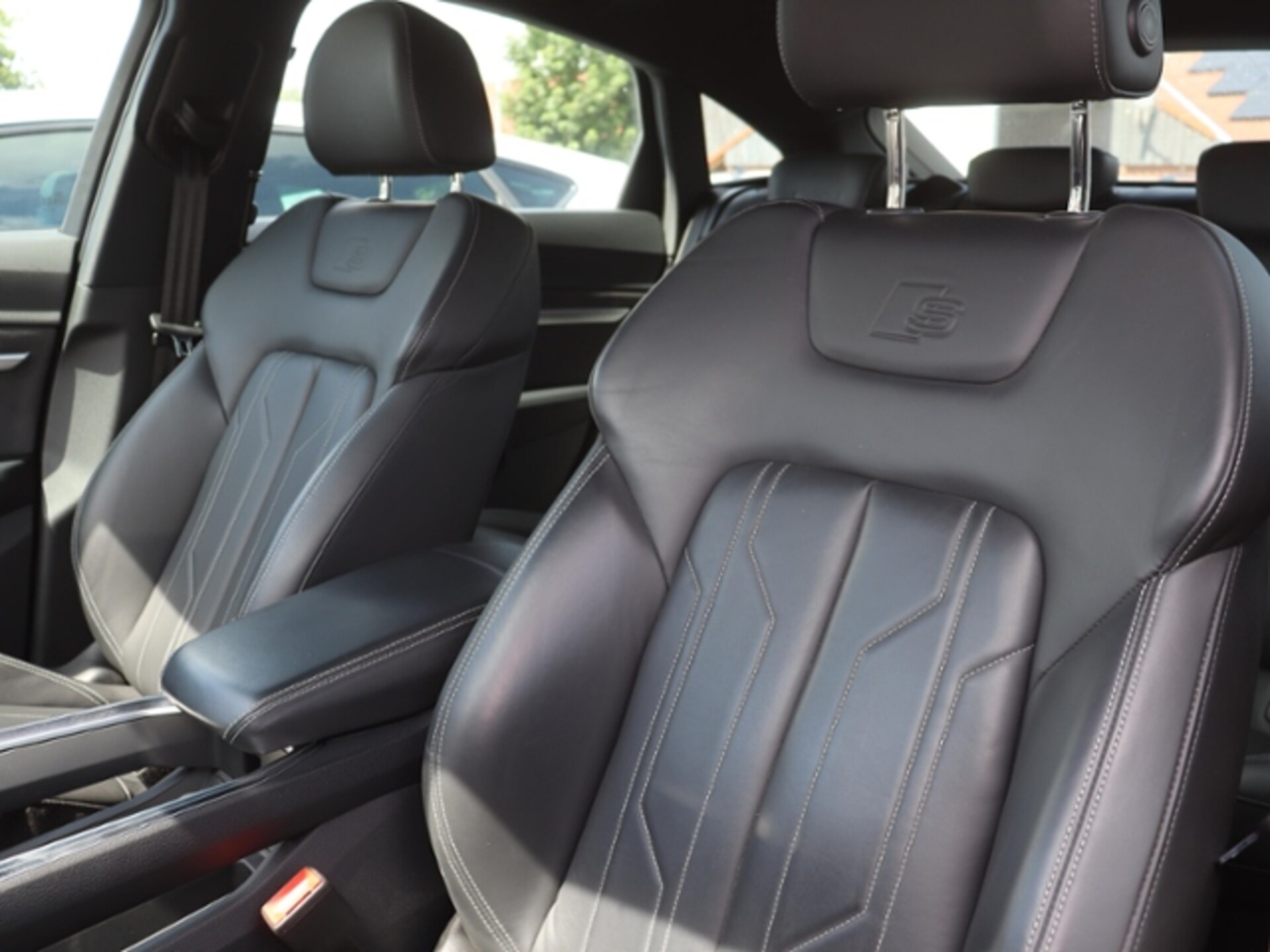 Audi e-tron Sportback S line