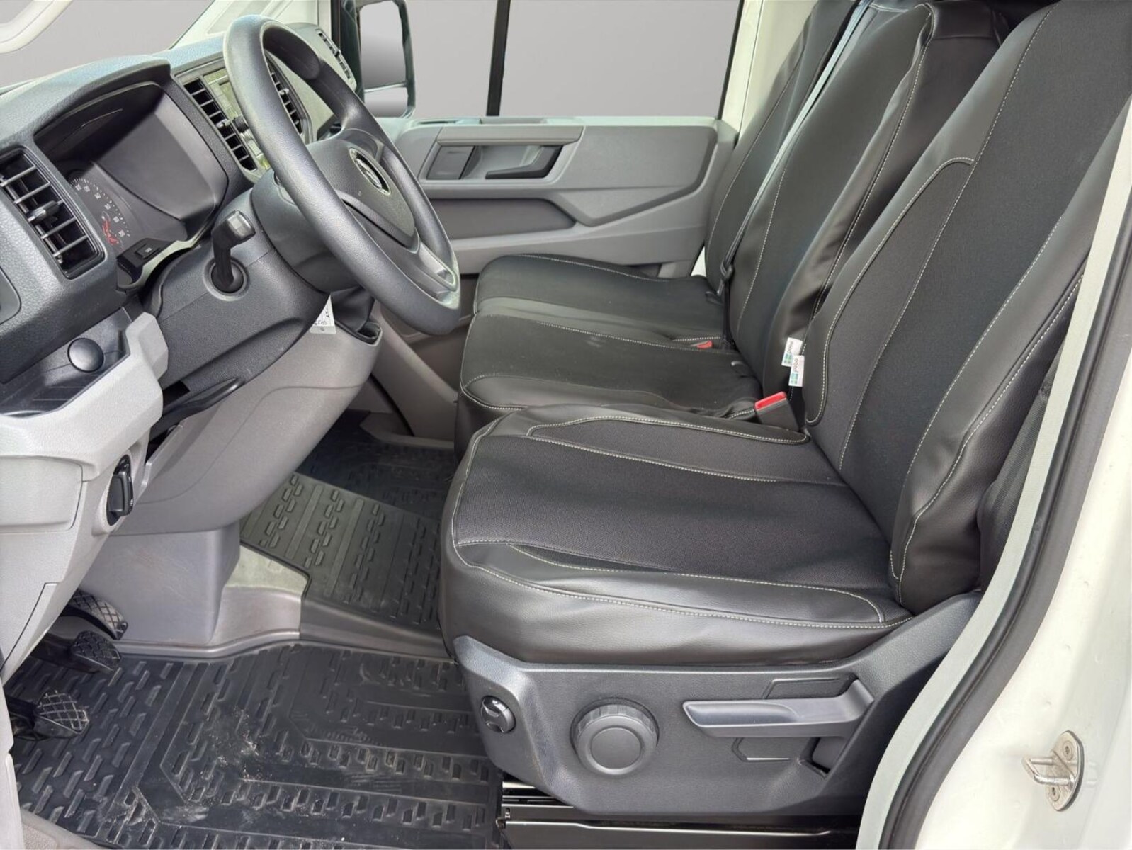 Volkswagen Crafter Kasten langer Radstand – Bild 9