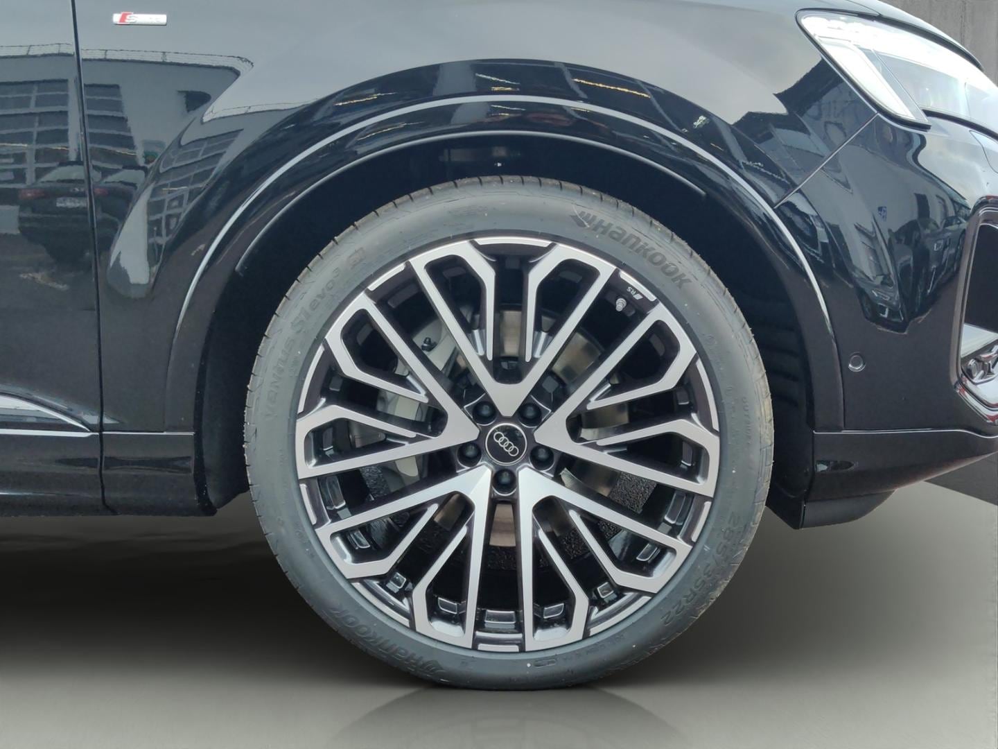 Bild über Audi Q7 SUV S line 50 TDI quattro tiptronic - für weitere Informationen kontaktieren Sie den Audi Partner