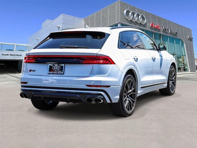 2023 Audi SQ8
