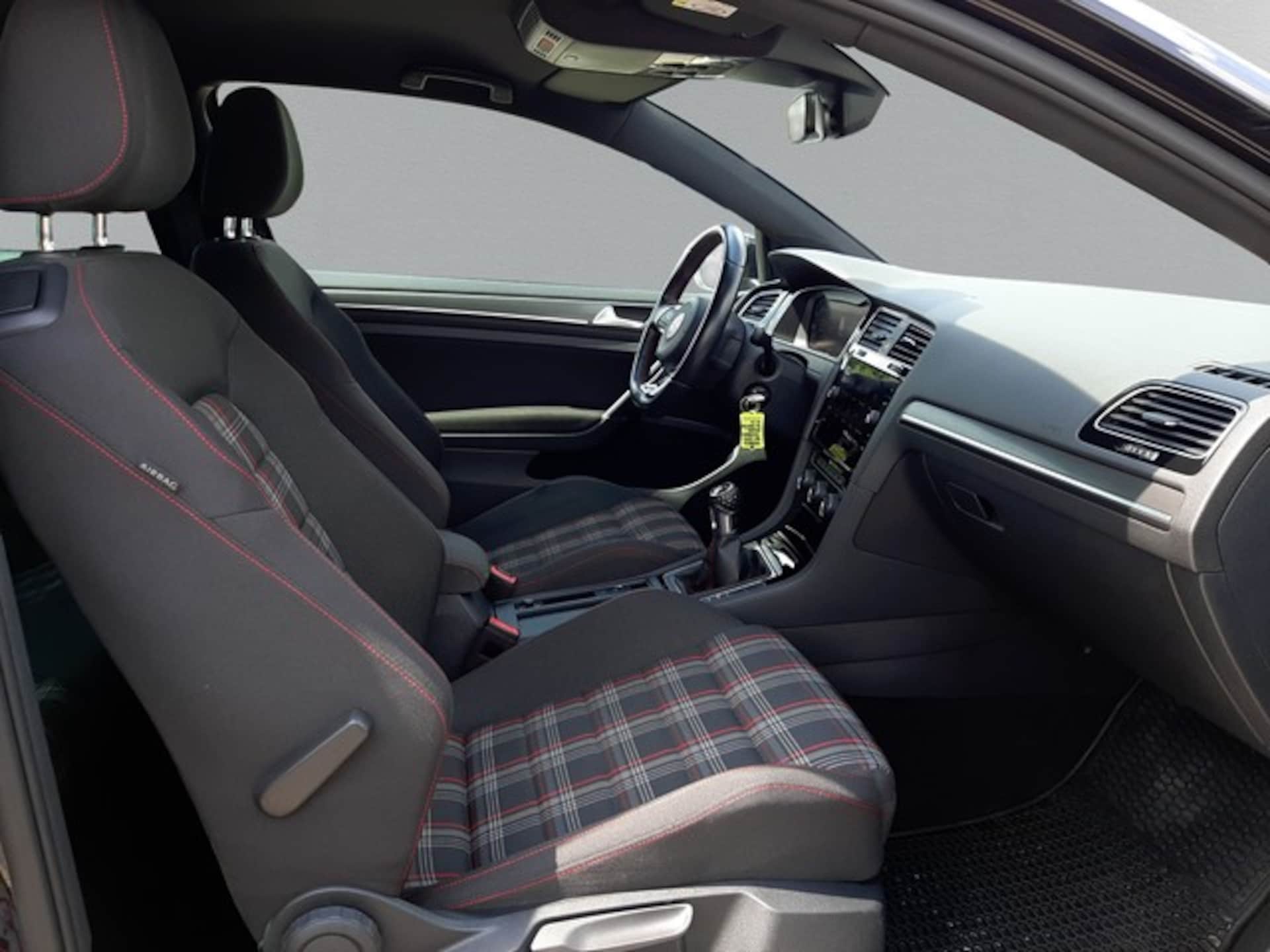 Volkswagen Golf GTI Performance