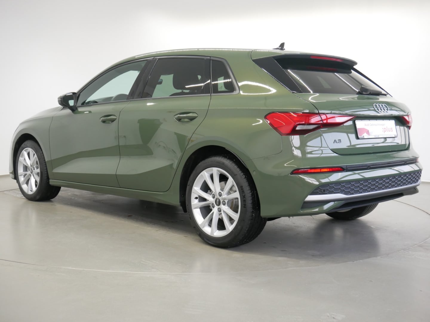Bild über Audi A3 Sportback 35 TDI S tronic - für weitere Informationen kontaktieren Sie den Audi Partner