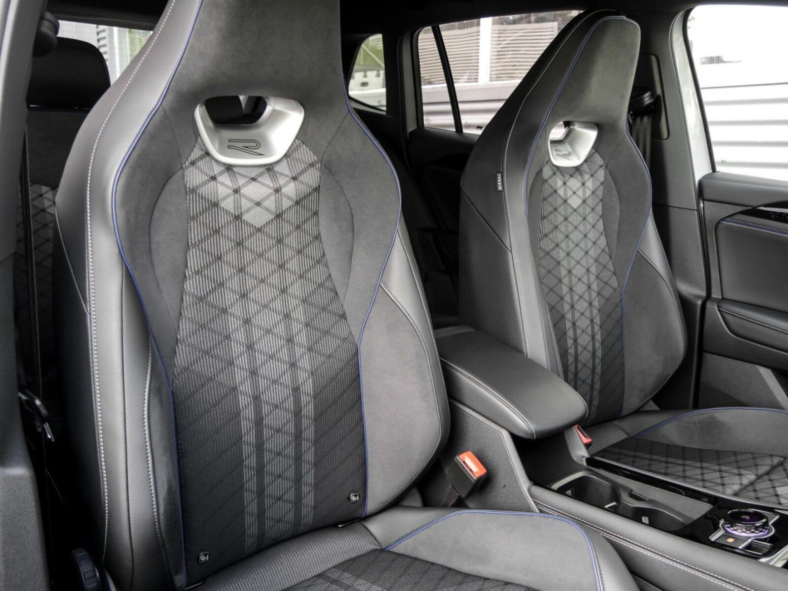 Volkswagen Tiguan – Bild 7