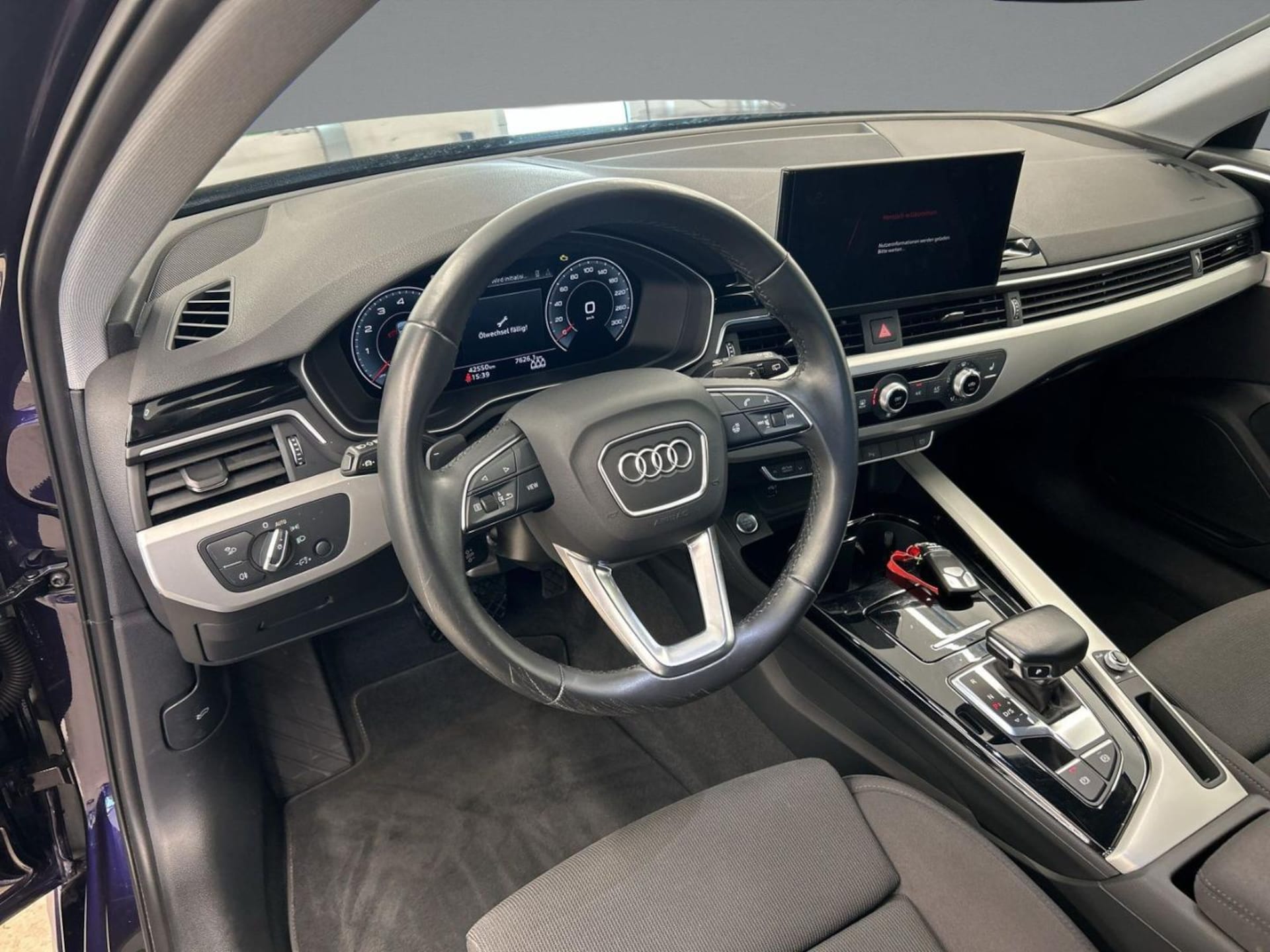 Audi A4 Avant S line