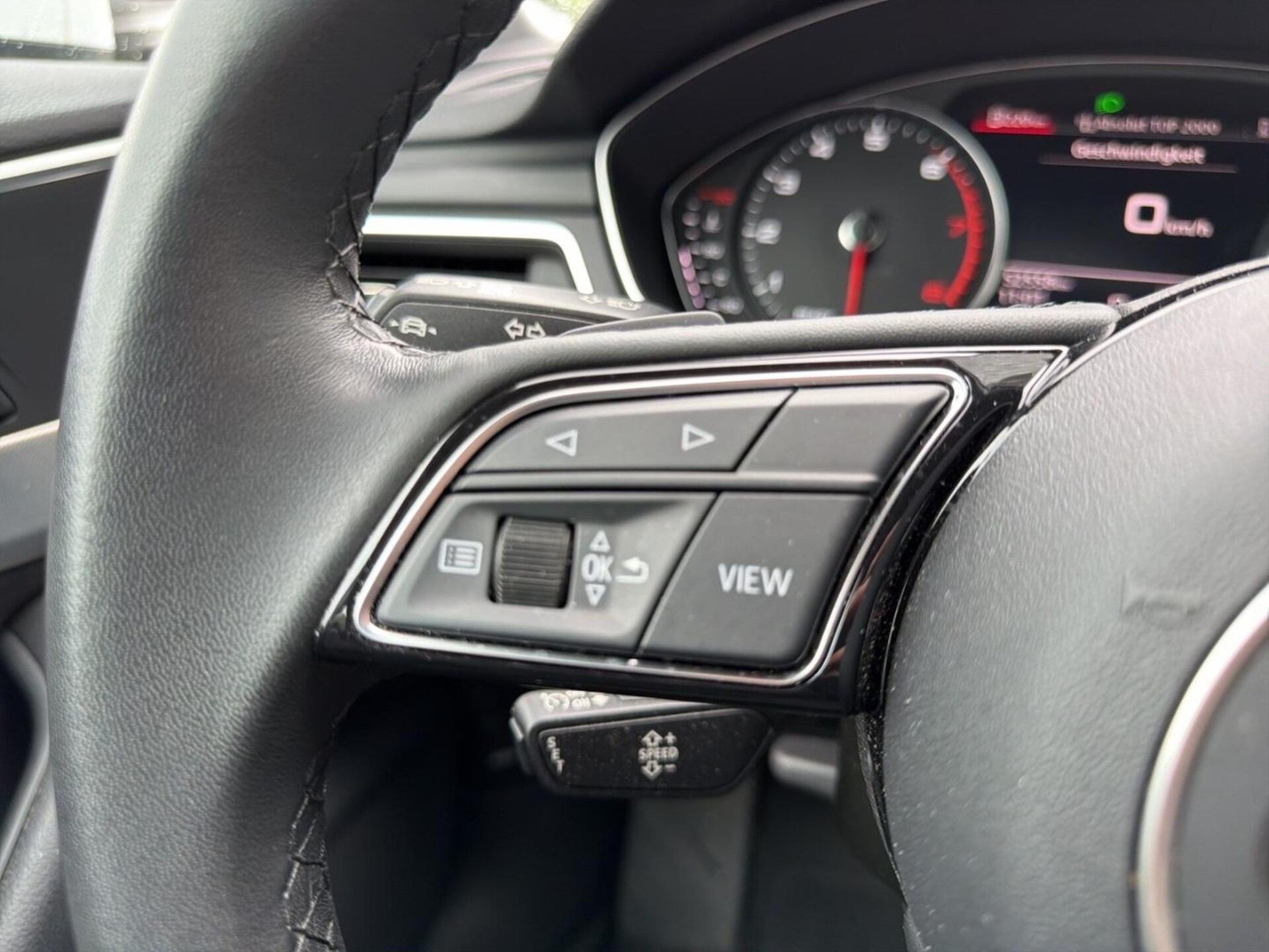 Audi A4 Avant S line