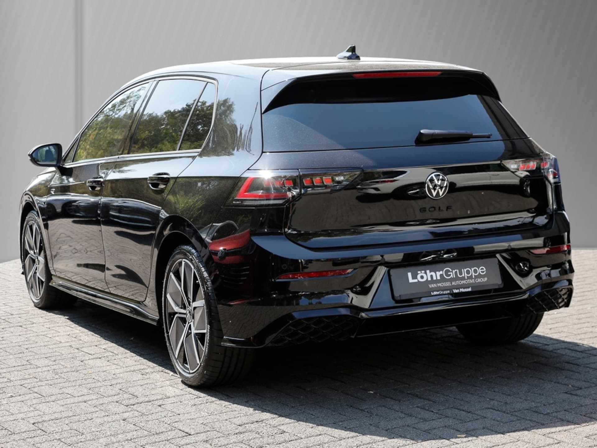 Volkswagen Golf R-Line