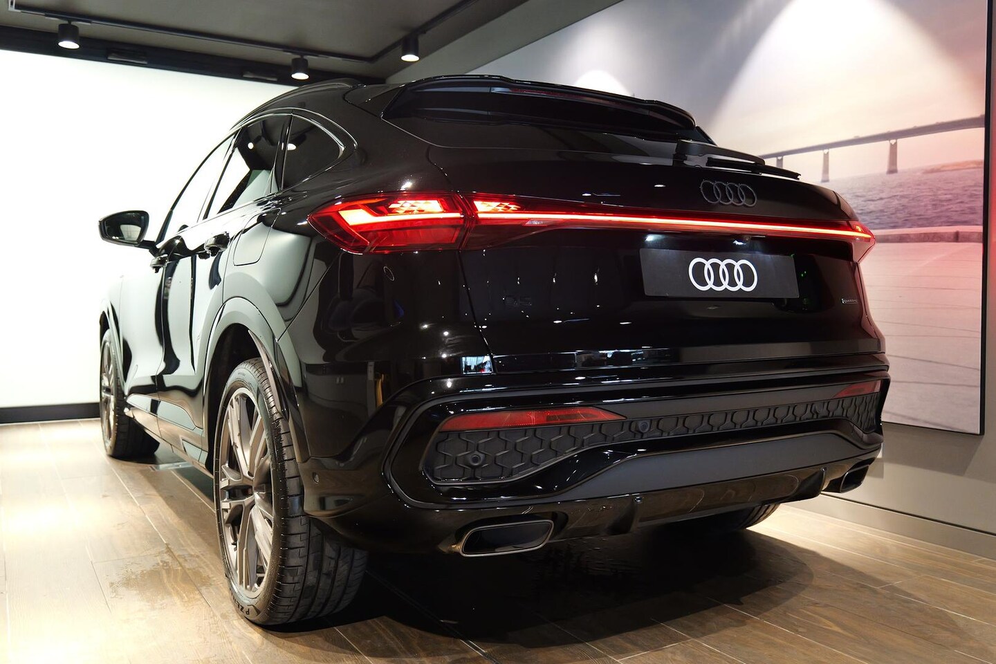 Image about Audi Q5 Sportback e-hybrid quattro S tronic