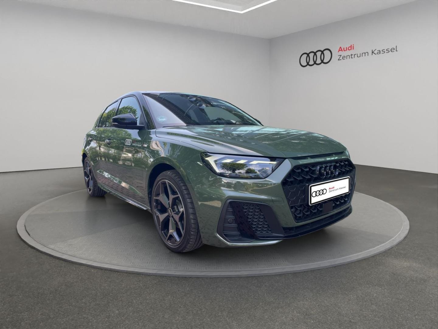Bild über Audi A1 Sportback S line 30 TFSI S tronic - für weitere Informationen kontaktieren Sie den Audi Partner