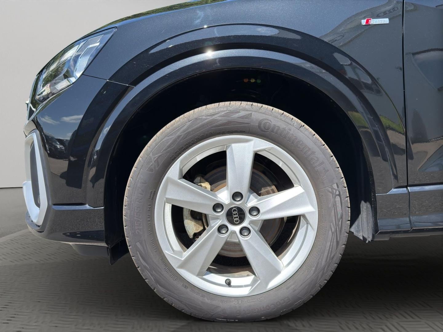 Bild über Audi Q2 S line 35 TFSI S tronic - für weitere Informationen kontaktieren Sie den Audi Partner