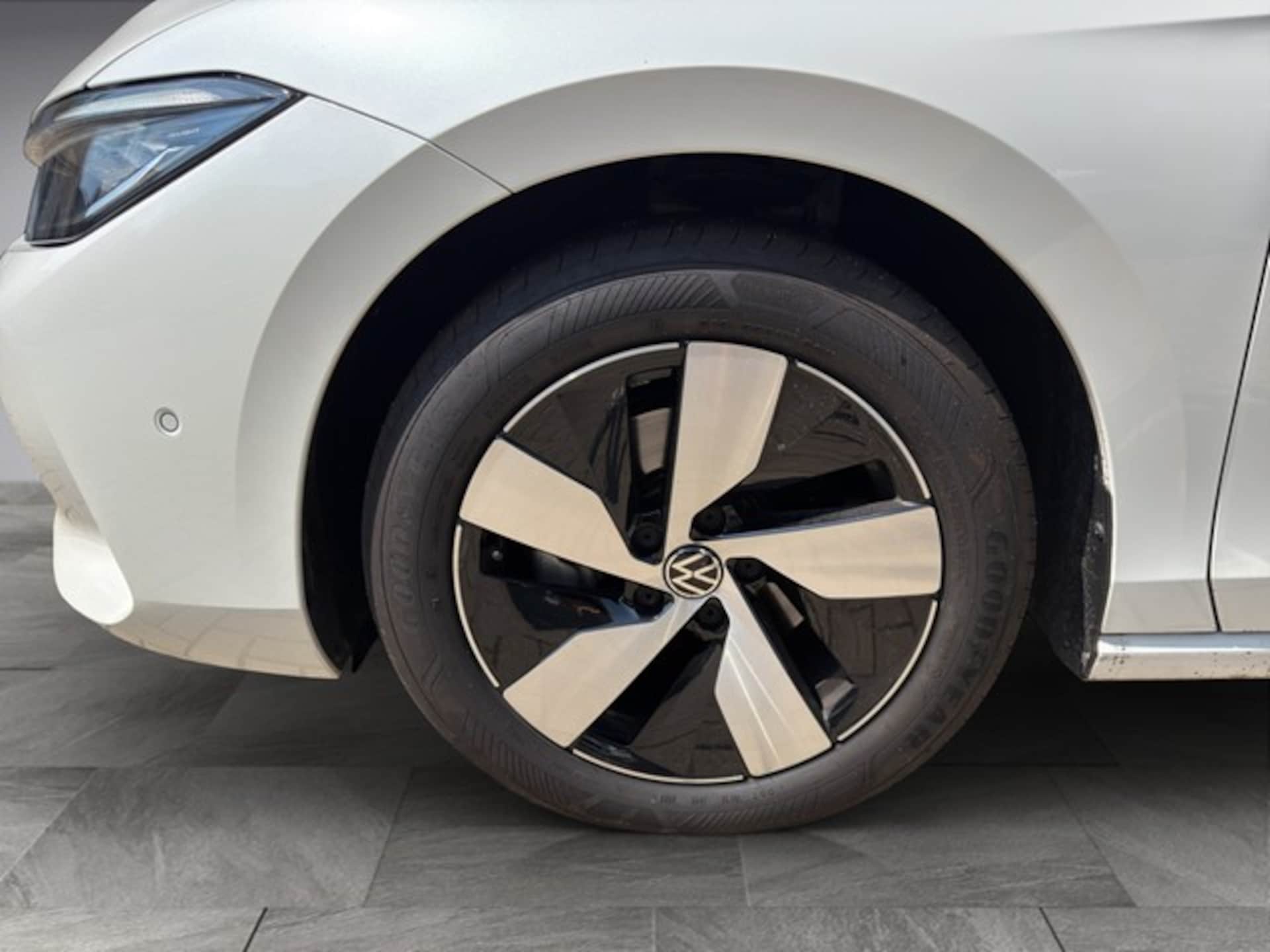Volkswagen Passat Business