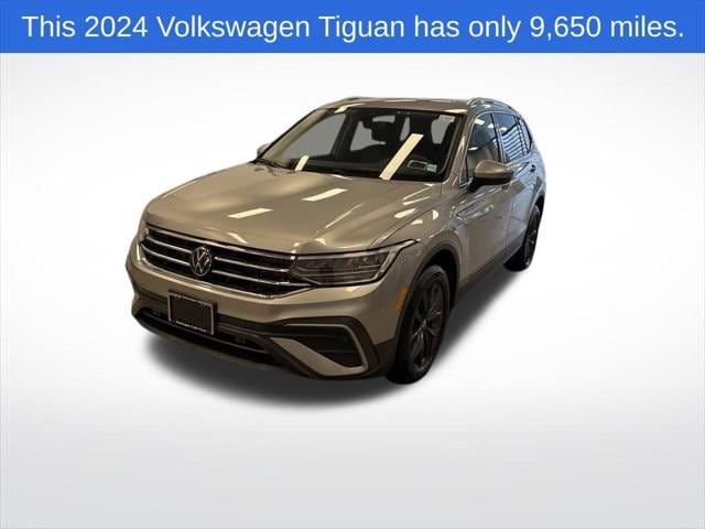 2024 Volkswagen Tiguan SE's photo