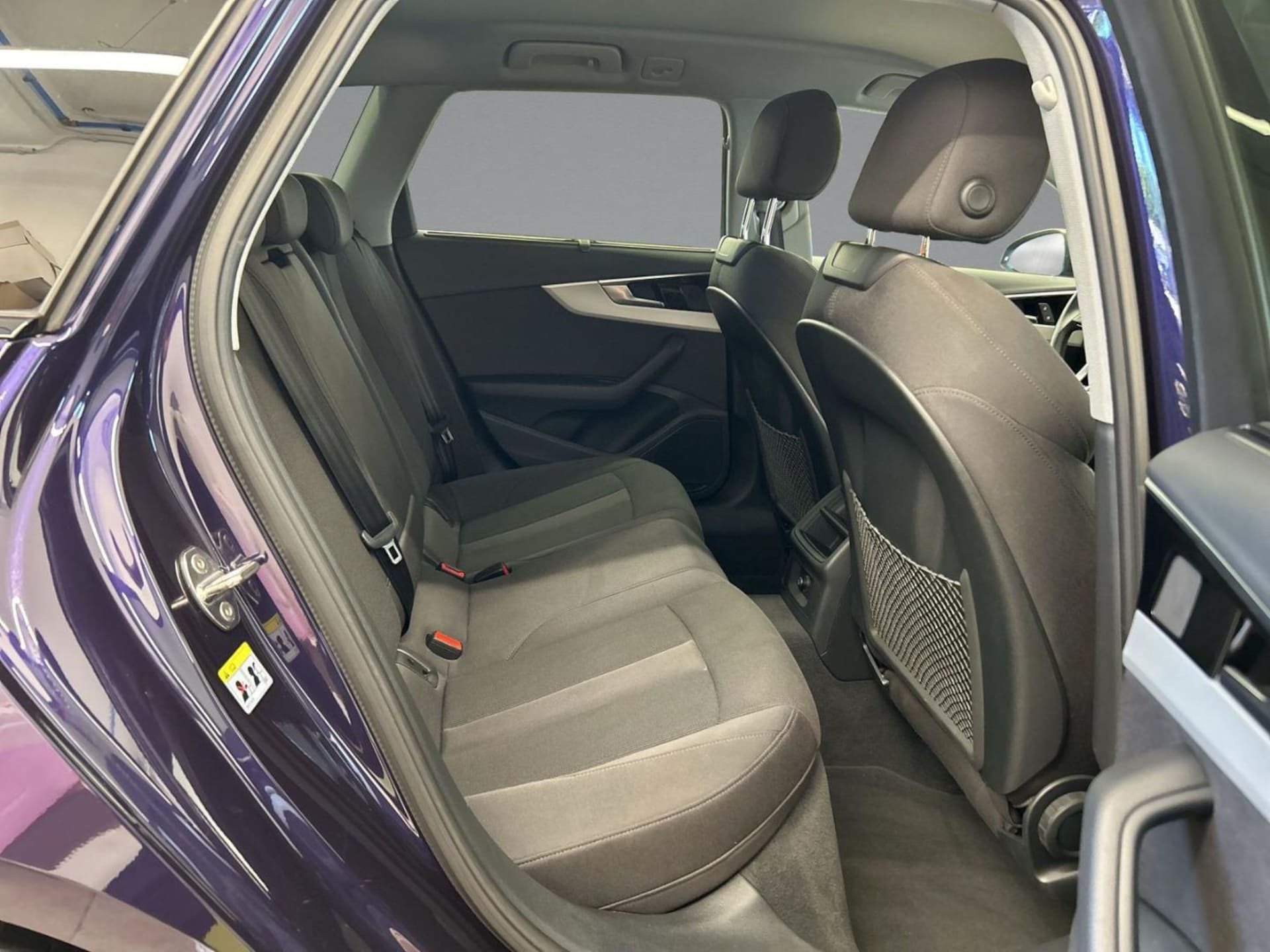 Audi A4 Avant S line