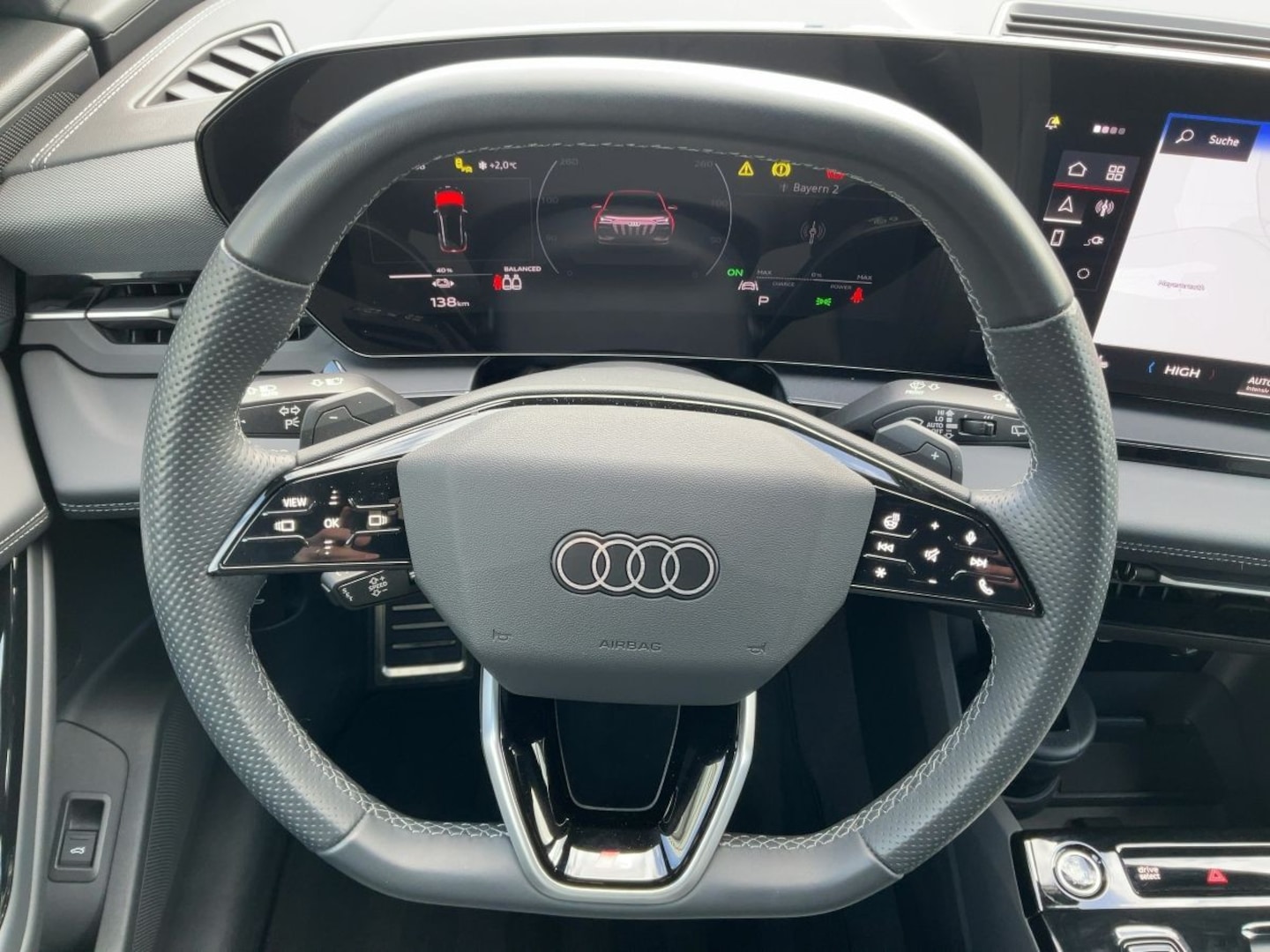 Bild über Audi Q6 SUV e-tron e-tron quattro - für weitere Informationen kontaktieren Sie den Audi Partner