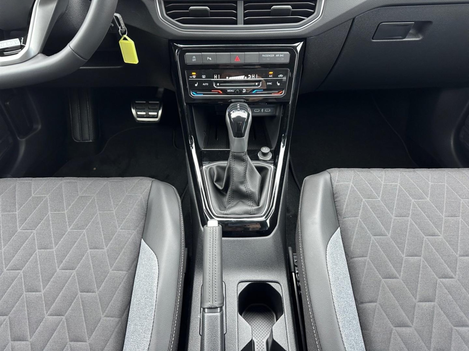 Volkswagen T-Cross – Bild 9
