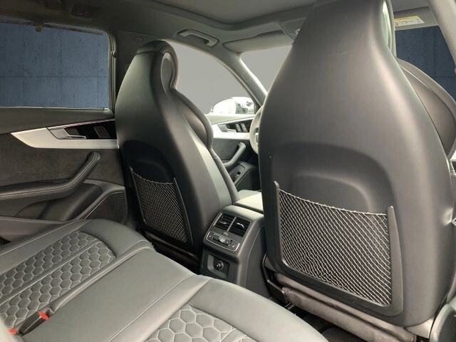 Image about Audi RS 4 Avant TFSI quattro tiptronic