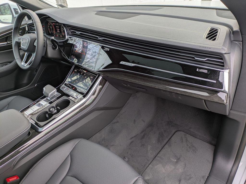 2026 Audi Q8 Premium Plus - Photo 25