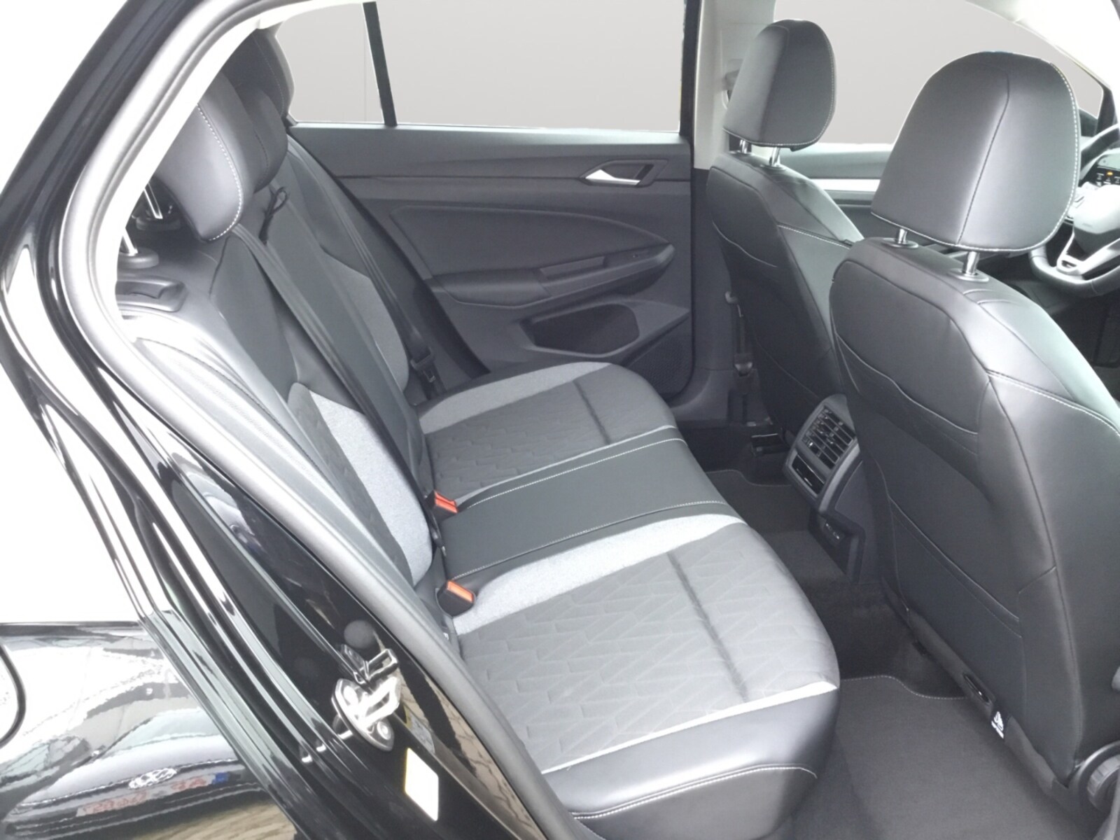 Volkswagen Golf – Bild 11