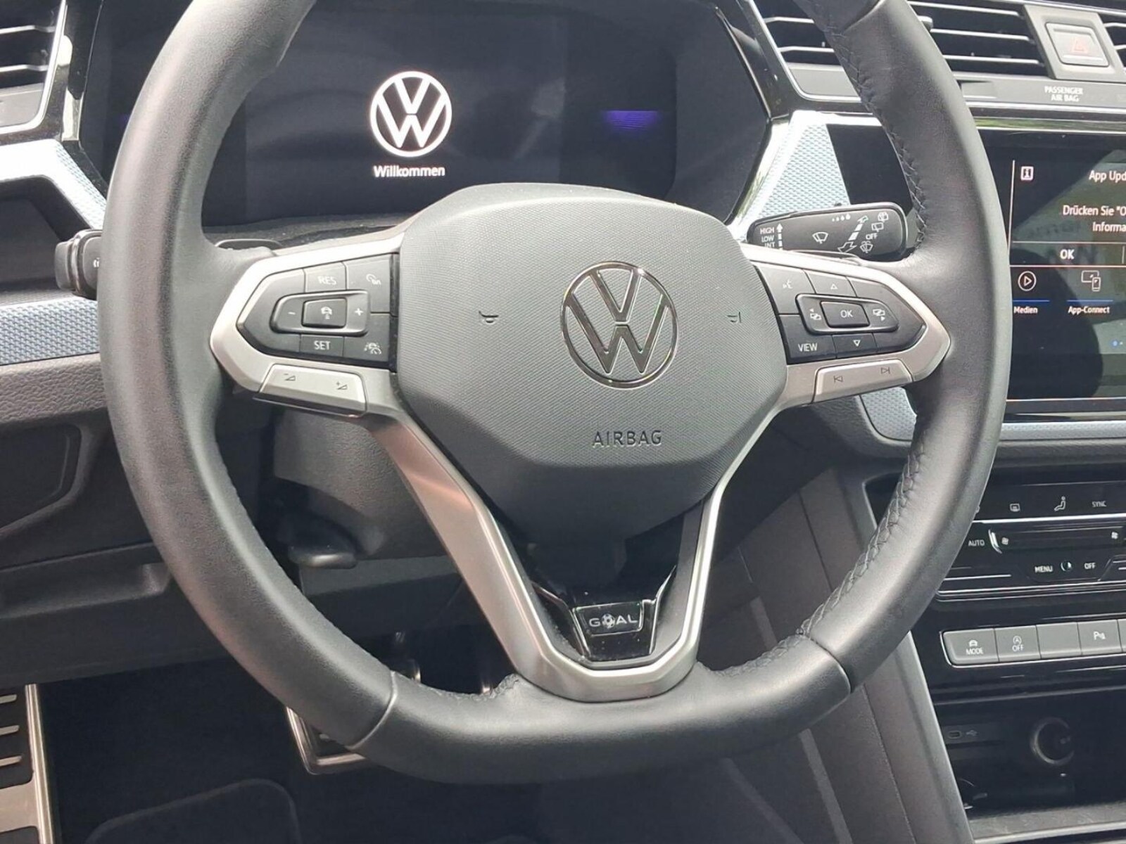 Volkswagen Touran – Bild 8