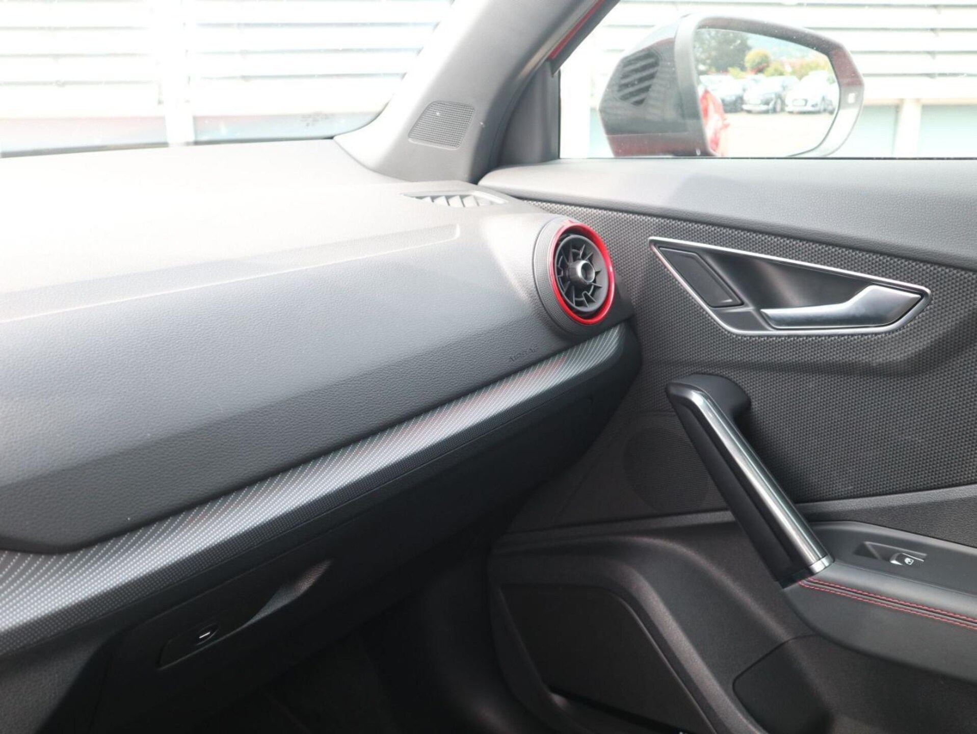 Audi Q2 S line