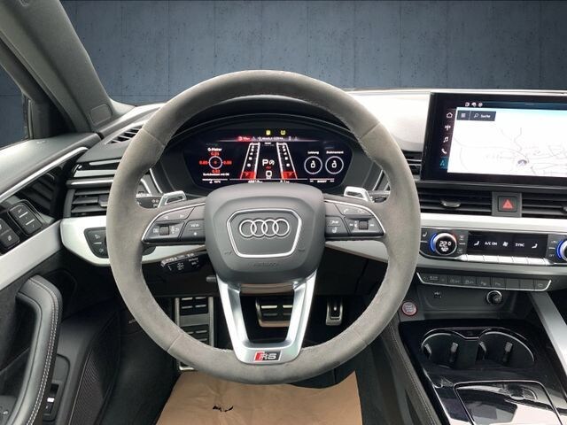 Image about Audi RS 4 Avant TFSI quattro tiptronic