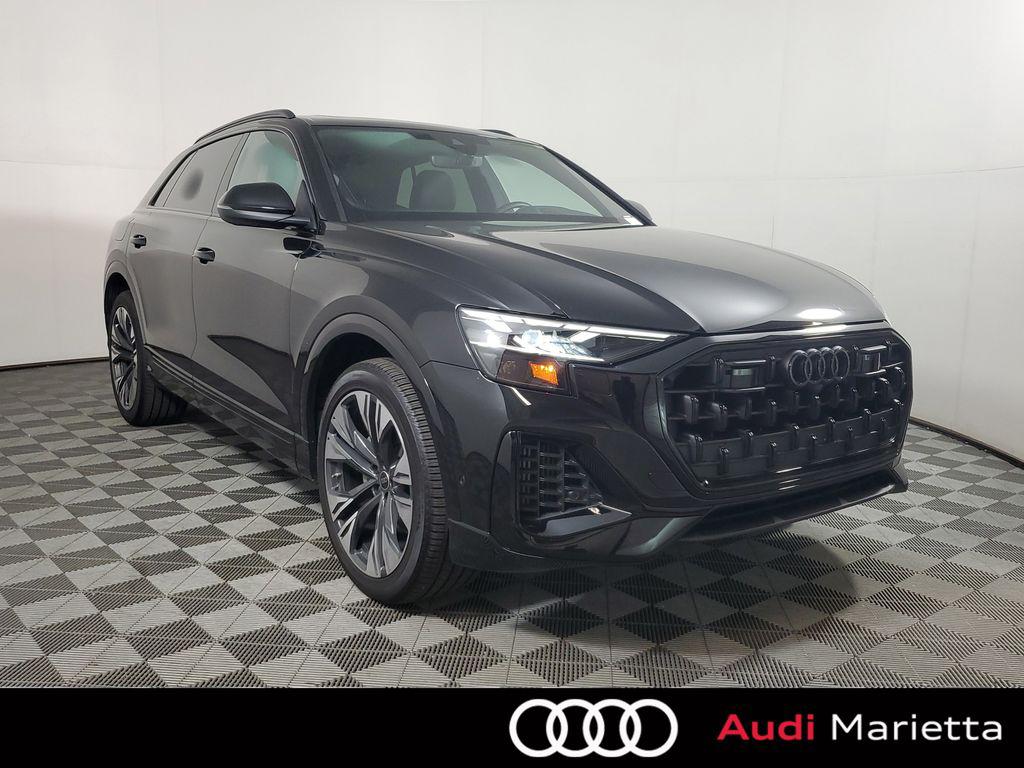 2025 Audi Q8 55 Premium quattro Tiptronic's photo