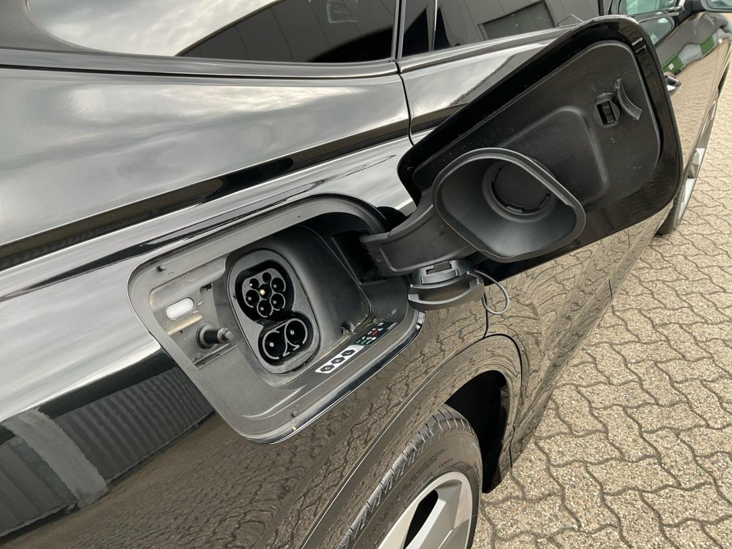 Image about Audi Q4 Sportback e-tron 45 e-tron quattro
