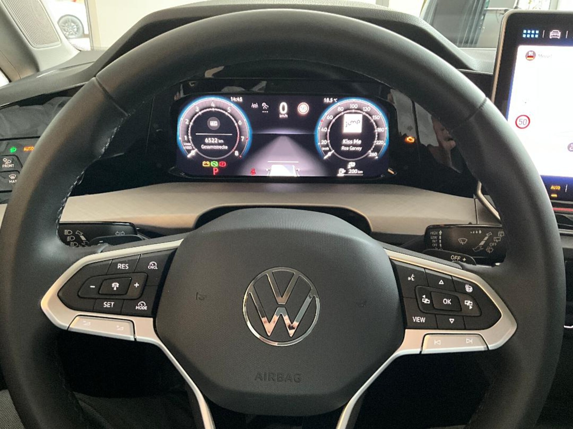 Volkswagen Golf Life